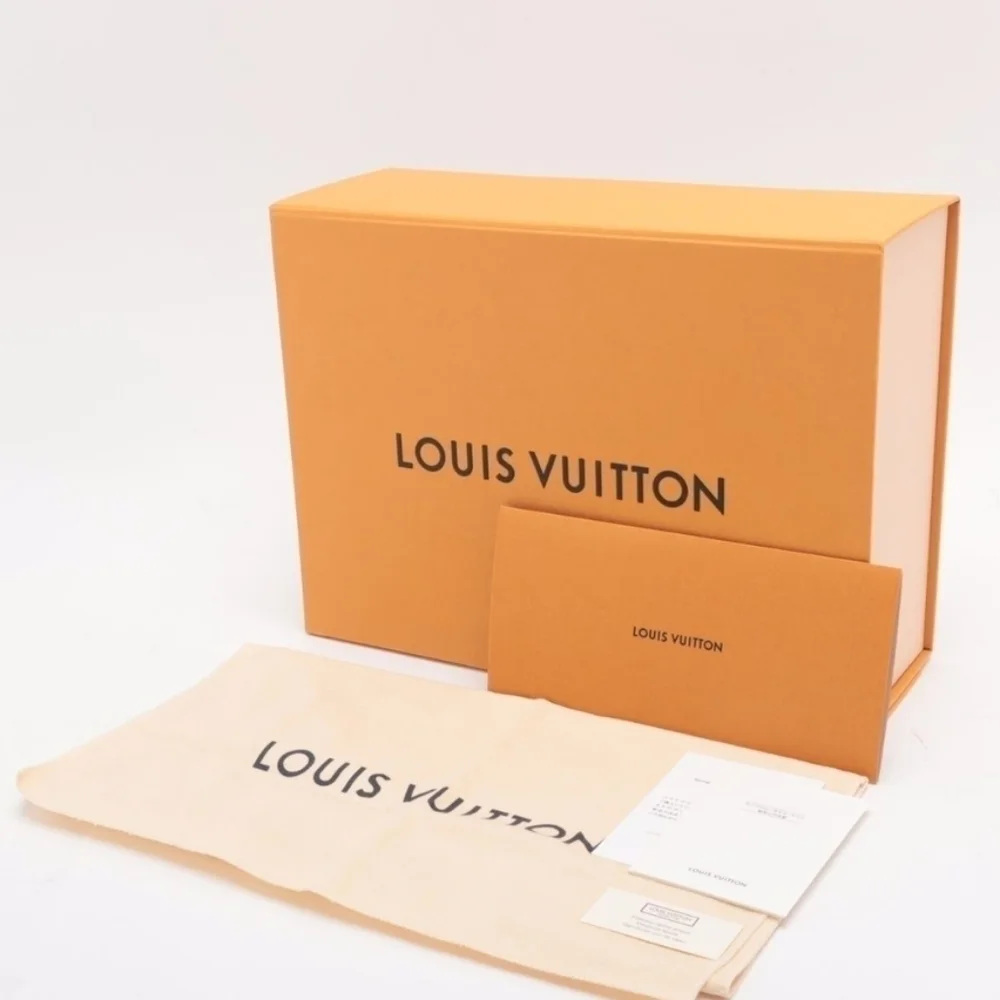 💯Louis Vuitton Monogram Solar Soft Trunk - Picture 11 of 11